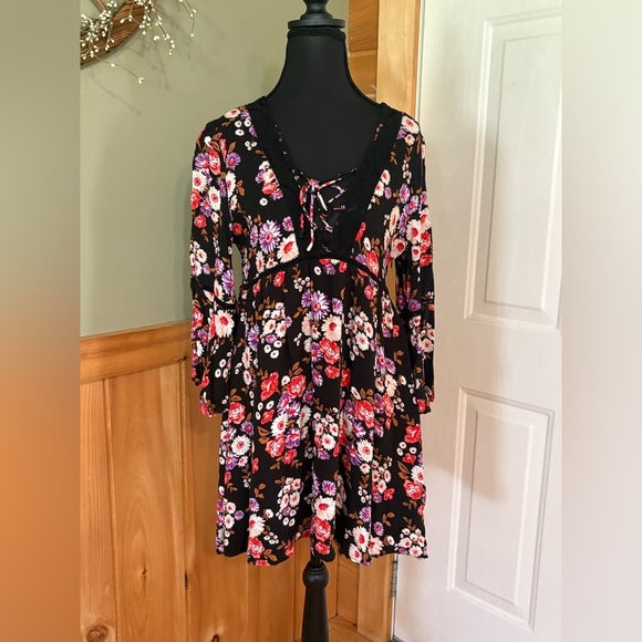 Forever 21 Pink and Red Plunge Sundress with Bishop Sleeves & Lacey back NWOT - Picture 1 of 7